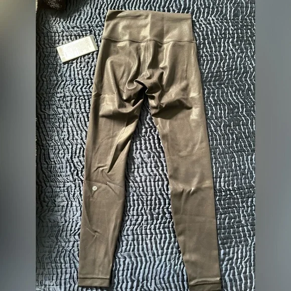 Lululemon Wunder Train HR 28” Special Edition Black Shine Foil - size 6 - Picture 9 of 10